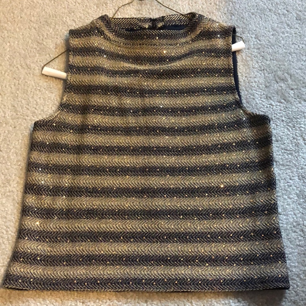 St. John Knit gold tank top